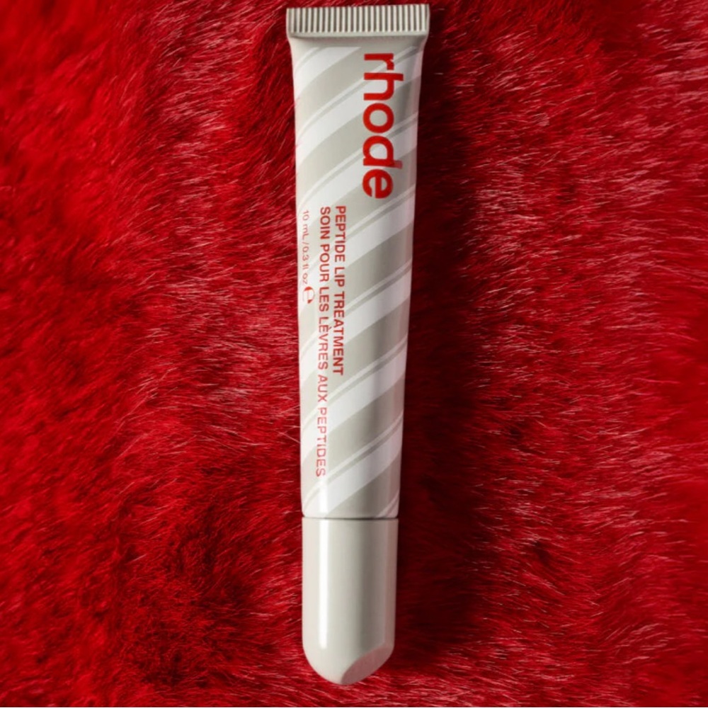 Peppermint glaze peptide lip treatment